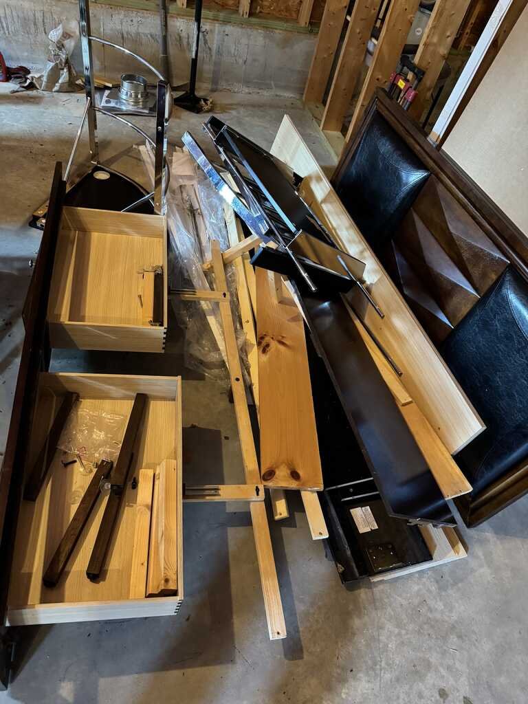 Furniture hauling job